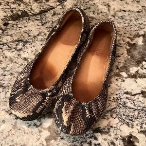Copperhead Tieks flats, size 9